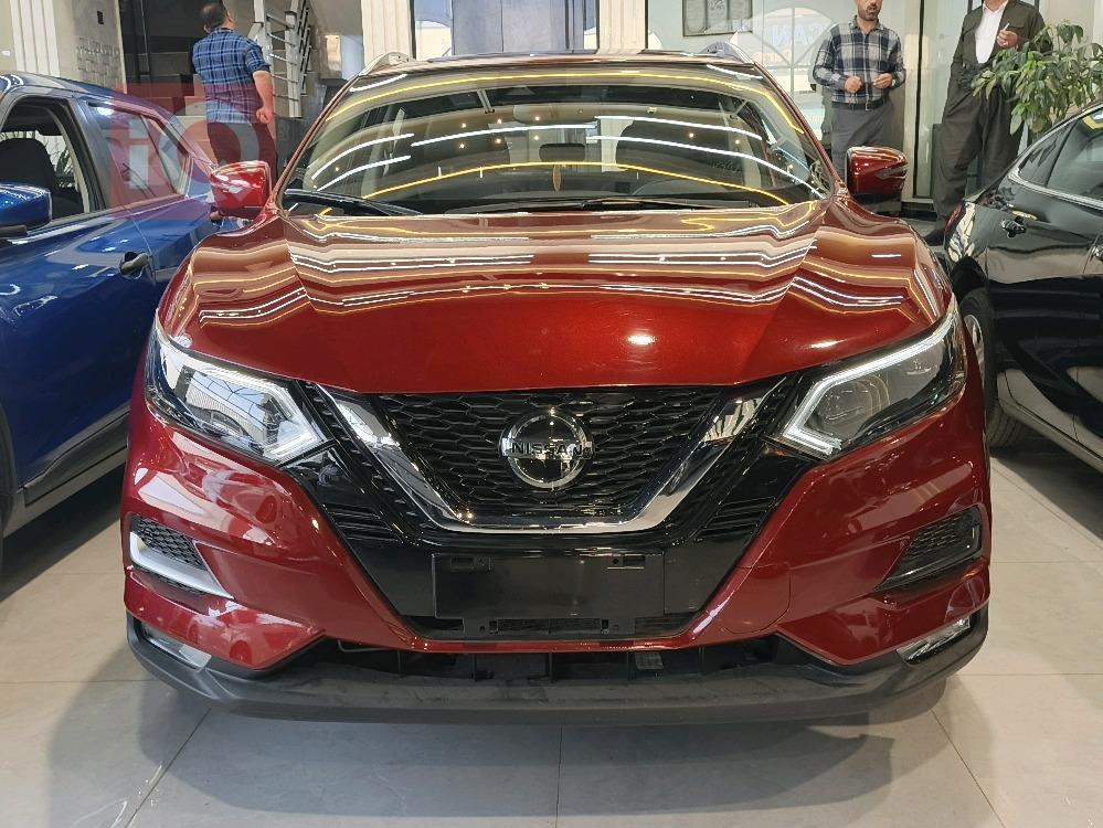 نيسان قاشقاي